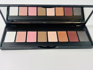 Elizabeth Arden 8 Eye Shadow palette, Flirty Pink, Antique Rose, Winters Night - Picture 1 of 3
