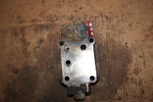 Middle Hydraulic Control Block for Farmall 300 & 350 - Picture 1 of 6