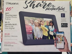 Aluratek 10” Inch Touchscreen Digital Photo Frame With Onn 32G Memory Card - Picture 1 of 8