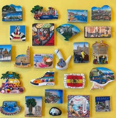 Souvenir fridge magnet - Spain - Image 1 of 4