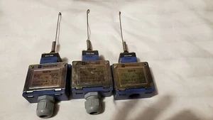 Telemecanique XCK-M Limit Switch with ZCK-D06 Whisker Arm x4 - Picture 1 of 7