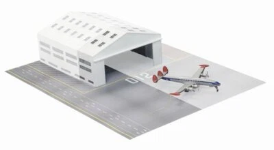 Dragon #56153  1/400 Airport Hangar Section with Northwest L-1049 - Image 1 of 4