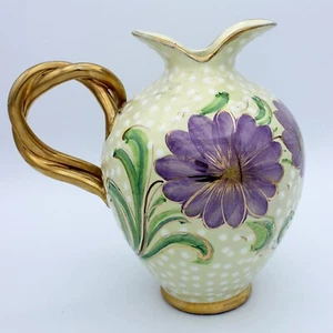 Antico Vaso in ceramica puntinata portafiori vintage  fiori lilla con manico oro - Foto 1 di 9