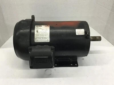 Weg 00518ET3E184T-S AC Motor 5.0 Hp 145Rpm 208-230/460 V 60Hz 3Ph FR 182/4T TEFC - Image 1 of 4