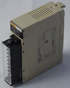 C200H-IM212 OMRON PLC C200H / CS1 OMRON UNITÀ DI INGRESSO 16IN - Foto 1 di 1