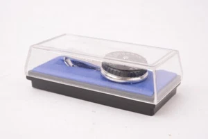 Pince à cravate (?) Nikon en forme de molette de sélection de vitesses. - Photo 1 sur 7