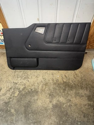 ‘89-‘98 OEM Geo Tracker/Suzuki Sidekick right side front door panel black - Image 1 of 4