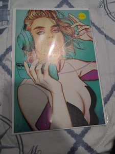 SPIDER-GWEN THE GHOST-SPIDER #1 Jenny Frison 1:100 Virgin Variant - Picture 1 of 6
