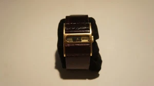 Diesel Analógico Dial Negro Reloj Hombre Estilo Salto Hora RARO Para Piezas O Reparación - Imagen 1 de 7