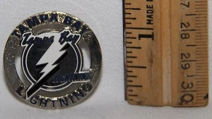Pin tack sombrero de iluminación Tampa Bay - excelente - Imagen 1 de 2
