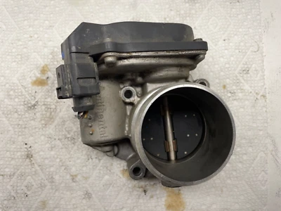 OEM Throttle Body for 2008 2009 Audi A3 A4 A6 Q3 Q5 Volkswagen Macan 06F133062Q - Image 1 of 4