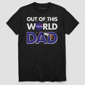 OUT OF THIS WORLD PAPÁ ~ Temática del Día del Padre ~ CAMISETA PARA HOMBRE ~ M L ~ NUEVA - Imagen 1 de 1