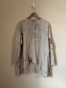 Magnolia Pearl Eyelet Sitting Bull Shirt Floral Patches Moonlight One Size - Picture 1 of 11
