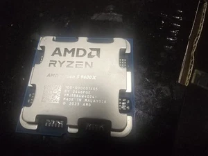 NEU AMD Ryzen 5 9600X - Ryzen 5 9000 Series 6-Core 3,9 GHz Sockel AM5 OEM Tray - Bild 1 von 2