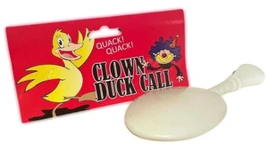 CLOWN DUCK CALL Funny Loud Squeaker Sound Joke Noisemaker Magic Gag Prop - Picture 1 of 2