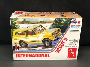 AMT International Scout II 1:25 Scale Plastic Model Kit 1248 NIB & Ships Free - Picture 1 of 6
