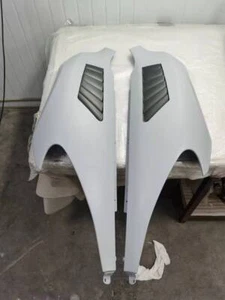 For Mclaren 650S 675LT front Upper vented fender Dry Carbon Fiber +frp Unpainted - Picture 1 of 4