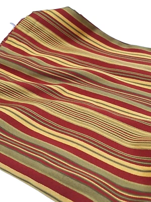 1.5 Yards Polyester Blend Red Fabric 60" Wide Upholstery Sewing - Image 1 of 4