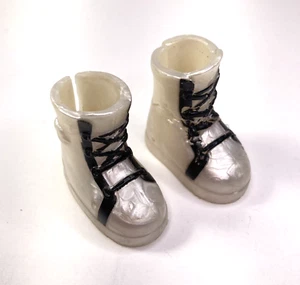 Fisher Price Kuu Kuu Harajuku Fashion Baby Doll Replacement White Boots - Picture 1 of 8