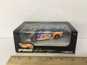 1997 #44 Kyle Petty Team Autographed Hot Wheels Pro Racing 1:24 Scale New NOS - Picture 1 of 5
