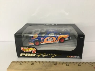 1997 #44 Kyle Petty Hot Wheels Pro Racing escala 1:24 novo na caixa - Imagem 1 de 4