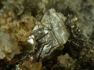 BOBIERRITE de Rusia * MINERAL DE FOSFATO RARO * 1,7 cm - Imagen 1 de 5
