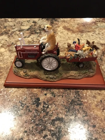 Mississippi State Bulldogs Going To The Market Mascot Figurine Rare Cover