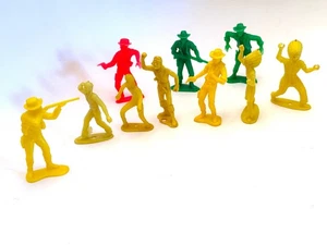Vintage 60er Jahre Plastik COWBOYS, INDIANER + PIRATEN Figuren Ich bin der Erstbesitzer! - Bild 1 von 4