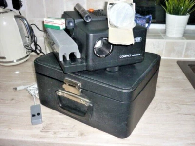 PROYECTOR DE ENFOQUE AUTOMÁTICO COMPACTO ZEISS IKON PERKEO de colección Foto 1 de 4