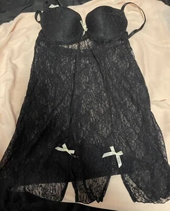 LINGERIE VINTAGE ELEGANTE E SEXY IN PIZZO NERO! TAGLIA 36C - Foto 1 di 7