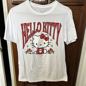 Hello Kitty by Sanrio Hello Kitty Character T-shirt Tee Top Size S White. - Picture 1 of 3