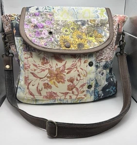 MAYA Le Fleur Fiori Patchwork Schultertasche Handtasche Crossbody Boho Neu ohne Etikett - Bild 1 von 11