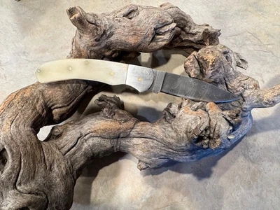 Big Damascus folding blade knife w/ white bone handle - Image 1 of 4