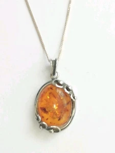 Vintage Sterling Silver Baltic Amber Pendant Necklace Art Nouveau Style - Picture 1 of 12