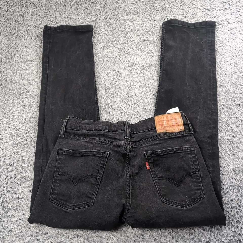 Pantalones de mezclilla Levis 514 para hombre 31X30 negros Normcore desgastados tareas al aire libre pierna recta Foto 1 de 4