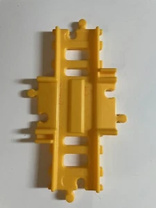 Little Tikes Big Adventure Construction Peak Replacement Yellow Split Track - Picture 1 of 3