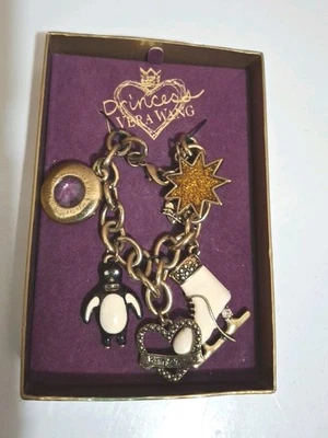 Charm Pulsera Princesa Vera Wang "Nacido para Rule" Patín sobre Hielo Pingüino Corazón 8" Foto 1 de 4