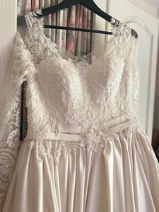 wedding dress size 10-12 used, tailored - Picture 1 of 9