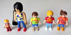PLAYMOBIL Geobra Mom, Children, Baby Figure Lot Of 5 - Picture 1 of 3