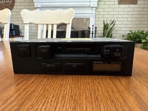 1989 Toyota Camry Cassette Tape Deck Player Model 08690-00818 UNTESTED - Picture 1 of 17