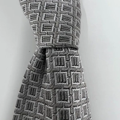 Corbata Versace Collection Para Hombre 100% Seda Cuadrada Gris/Plateado De Colección Nueva Con Etiquetas Foto 1 de 4