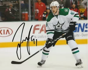 TYLER SEGUIN SIGNED DALLAS STARS 8x10 PHOTO! AUTOGRAPH - Picture 1 of 1