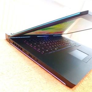 Alienware 15 R3 HIGH END 15 Zoll Gaming 8GB GTX l 16GB RAM l Windows 11 SSD NEU - Bild 1 von 11