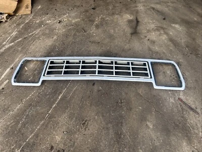REJILLA CAMIONETA DODGE AÑOS 80 RAMCHARGER D 100 RAM PERSONALIZADA 150 Foto 1 de 4