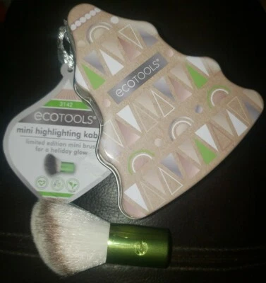ECOTOOLS Mini Highlighting Kabuki Brush - Limited Edition Ornament  - Image 1 of 2