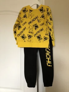 Pokémon Yellow/Black Hoodie and Pants Set Size XS (4-5) - Picture 1 of 11
