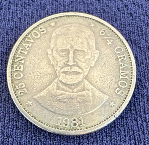 1981 Dominican Republic 25 Centavos 6 1/4 Grams Coin - Picture 1 of 6