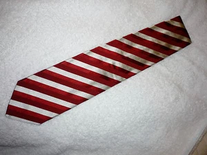 MENS ERMENEGILDO ZEGNA  ITALY DRESS TIE BURGUNDY SILVER STRIPES 100% PURE SILK - Picture 1 of 3