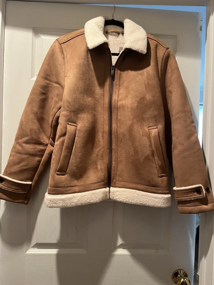 焦糖麂皮绒轰炸机夹克,全新带标签。 它看起来和感觉都像麂皮绒。Sued。 — 第 1/4 张图片