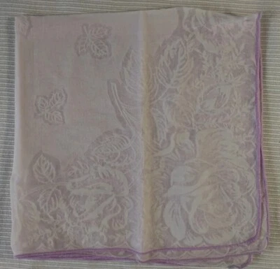 De colección Delicado Pálido Lavanda Estampado Floral Lavanda Borde Delgado Estilo Encaje Rosas Foto 1 de 4